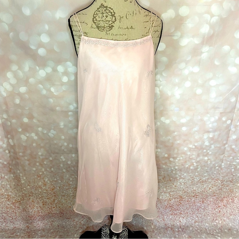 Valerie Stevens Pink Embroidered Chemise Size Large